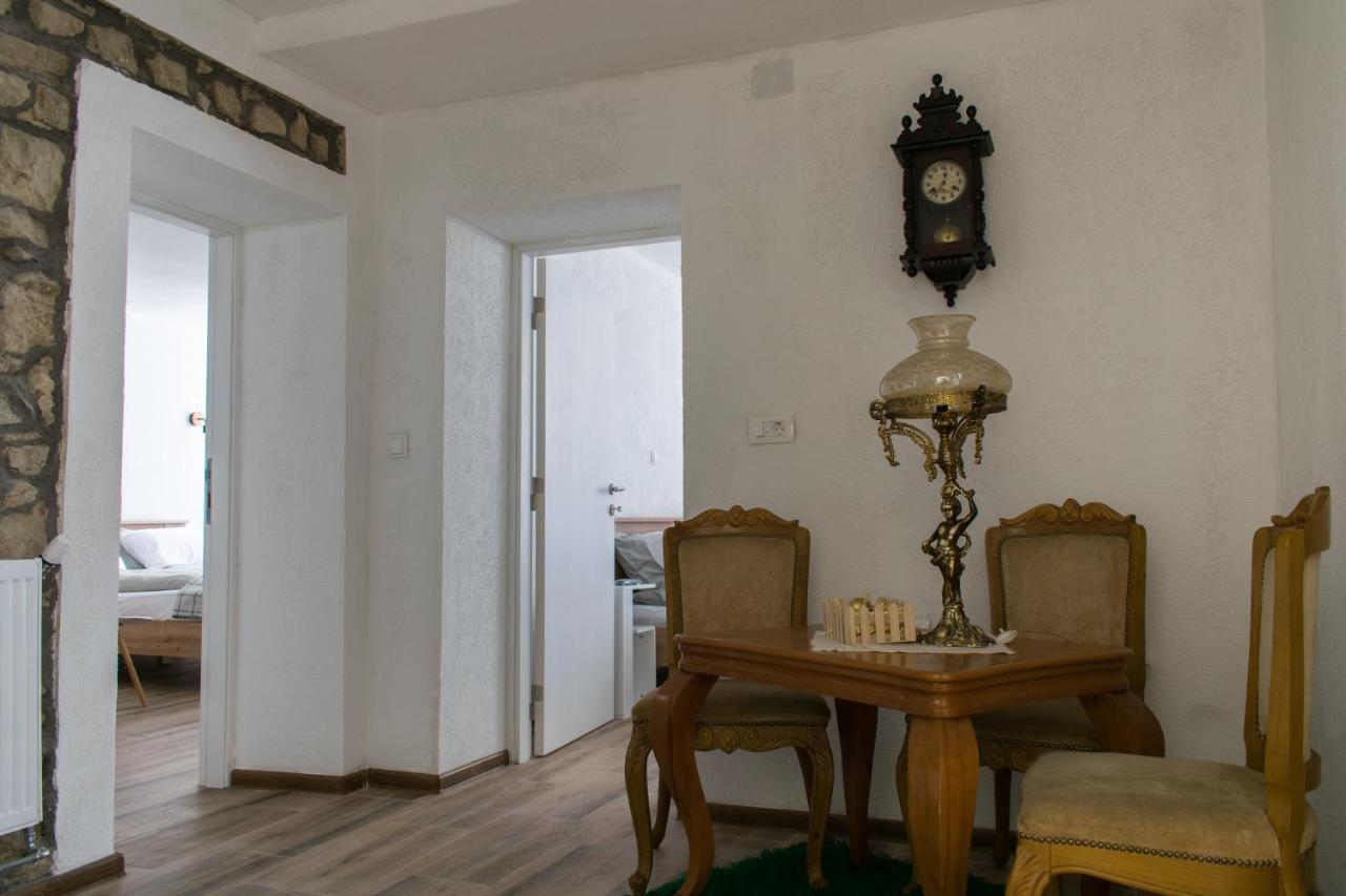 Appartamento Casa Al Tagas Kruševo Esterno foto