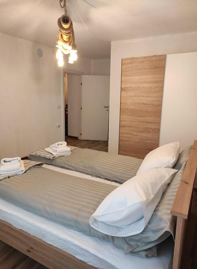 Appartamento Casa Al Tagas Kruševo Esterno foto