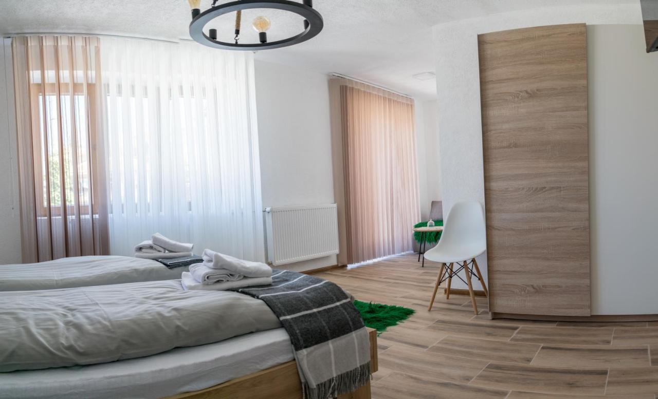 Appartamento Casa Al Tagas Kruševo Esterno foto