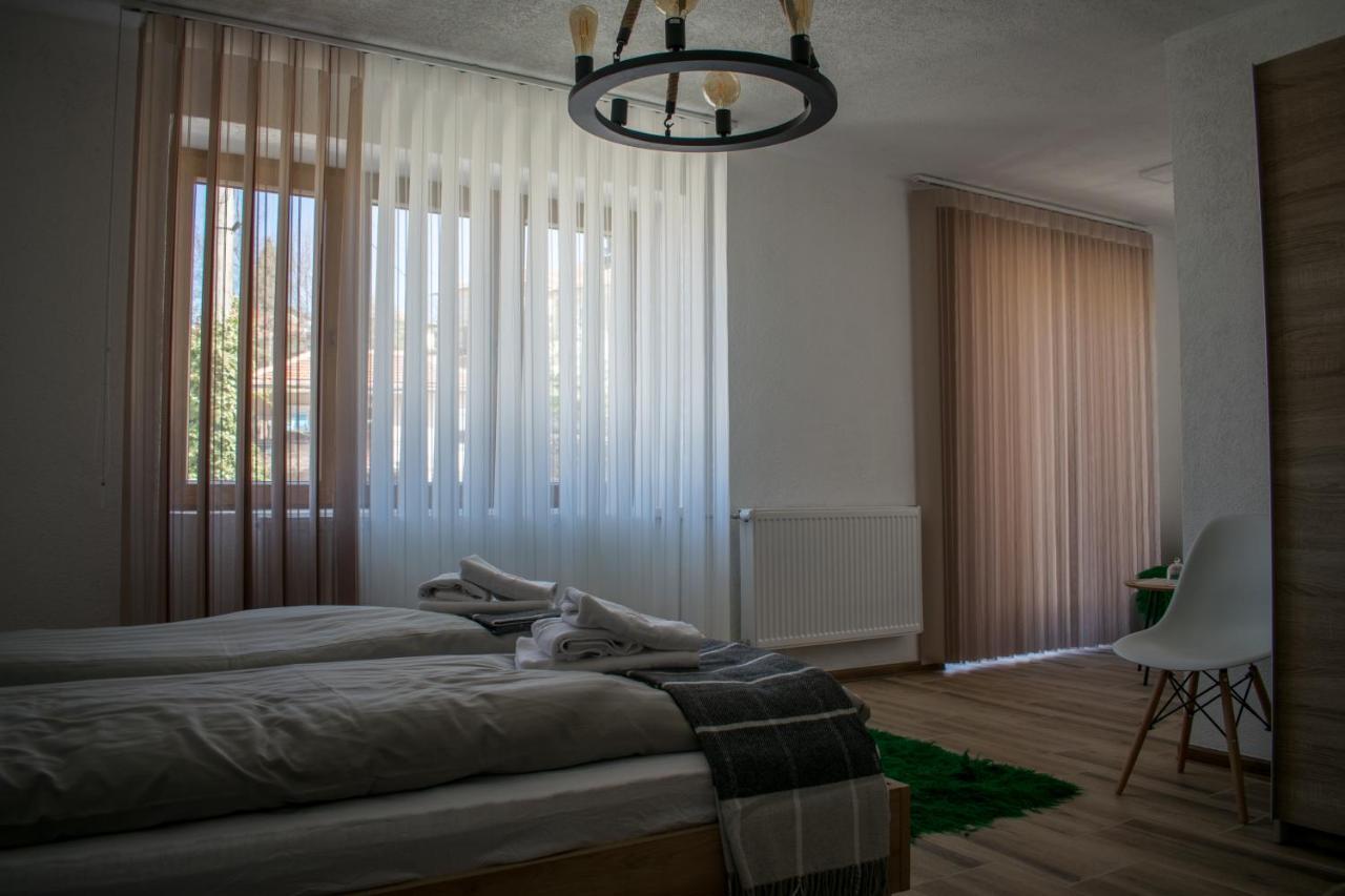 Appartamento Casa Al Tagas Kruševo Esterno foto