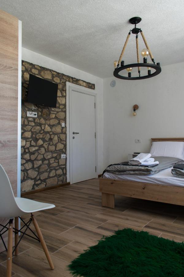 Appartamento Casa Al Tagas Kruševo Esterno foto